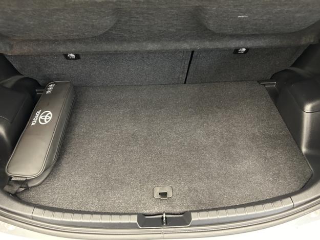 TOYOTA Yaris 110 VVT-i Ultimate  