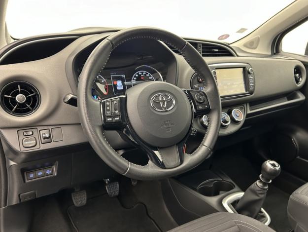 TOYOTA Yaris 110 VVT-i Ultimate  