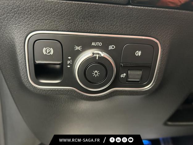 MERCEDES-BENZ GLA 200 d AMG Line  