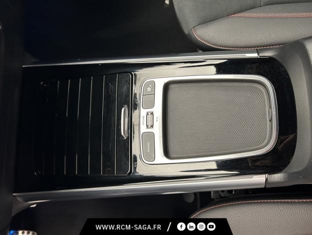 MERCEDES-BENZ GLA 200 d AMG Line  