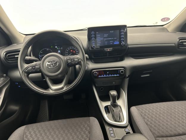 TOYOTA Yaris 116h Dynamic  