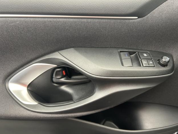 TOYOTA Yaris 116h Dynamic  