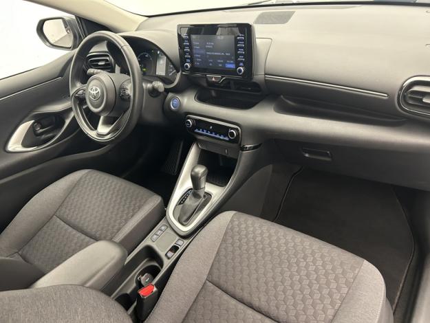 TOYOTA Yaris 116h Dynamic  