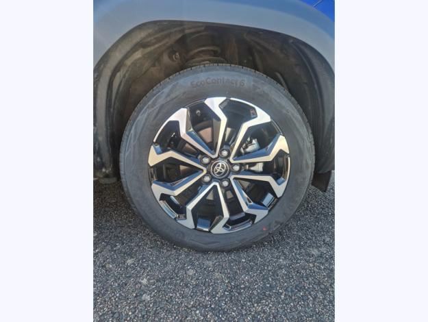 TOYOTA Yaris Cross Hybrid 2WD Design   