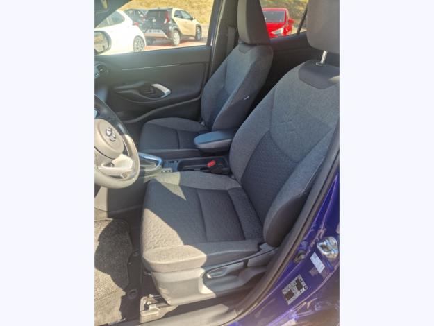 TOYOTA Yaris Cross Hybrid 2WD Design   