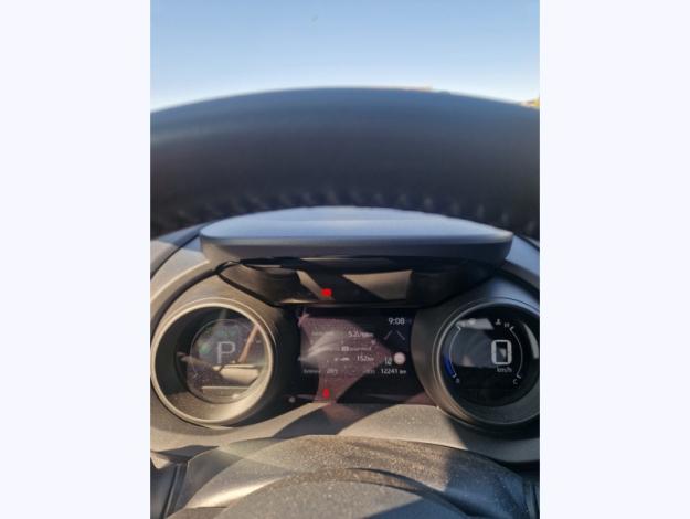 TOYOTA Yaris Cross Hybrid 2WD Design   