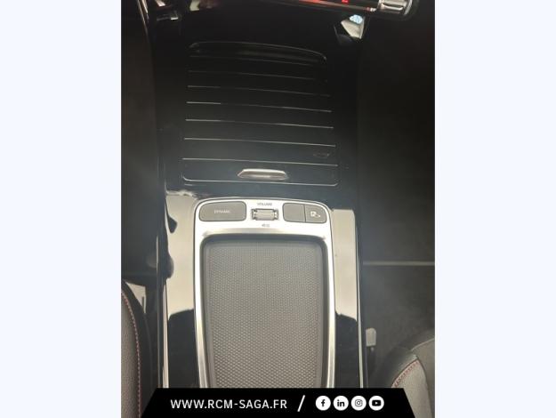 MERCEDES-BENZ Classe A 180 Berline AMG Line  