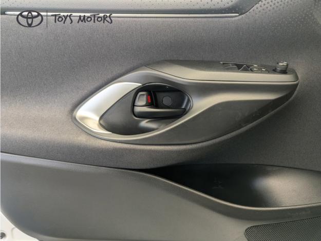 TOYOTA Yaris Hybride 116h Dynamic  