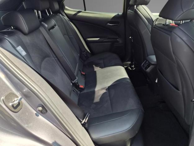 LEXUS UX 2.0 250H F SPORT 4WD   