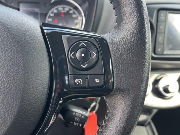 TOYOTA Yaris France Connect   1.0 VVT-i 69 ch 