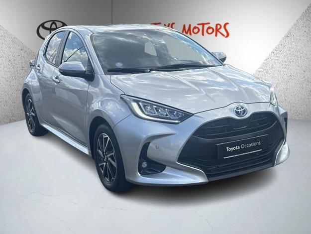 TOYOTA Yaris 116h Design  