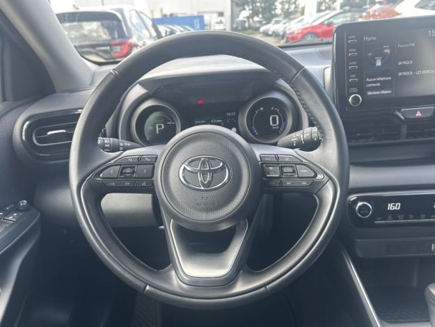 TOYOTA Yaris 116h Design  
