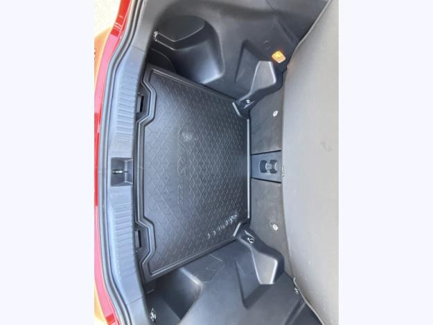 TOYOTA Yaris Cross 116h Design Cargo  