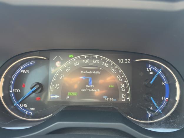 TOYOTA RAV4 218h Lounge  