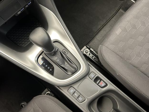 TOYOTA Yaris 116h Dynamic  