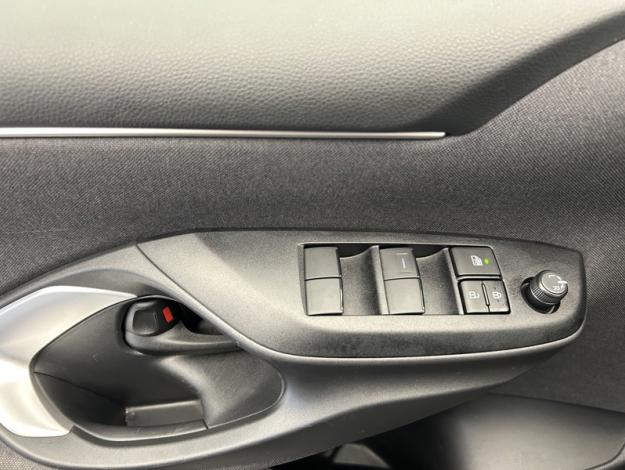 TOYOTA Yaris 116h Dynamic  