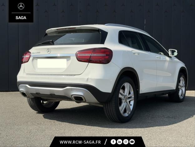 MERCEDES-BENZ GLA 200 Sensation  GLA 200 Sensation