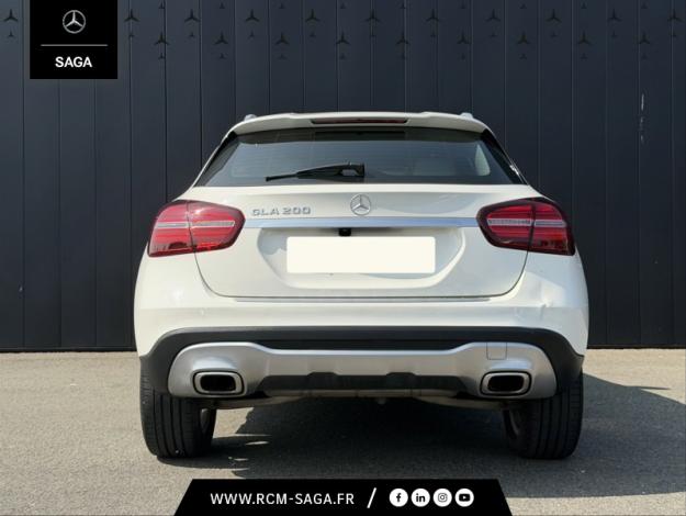 MERCEDES-BENZ GLA 200 Sensation  GLA 200 Sensation