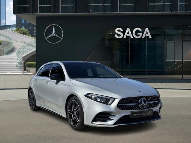 MERCEDES-BENZ A 180 AMG Pack Night Toit Pano  