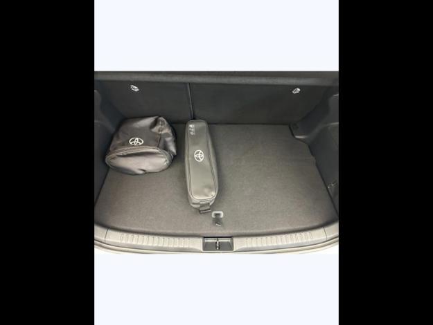 TOYOTA Yaris Hybride 116h Design MY25  