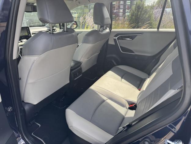 TOYOTA RAV4 218ch Lounge 2WD  