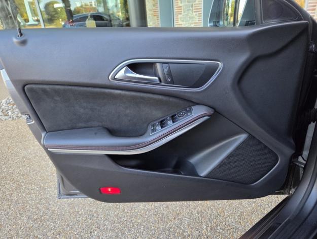 MERCEDES-BENZ CLA Shooting Brake CLA 180 SB Inspiration  