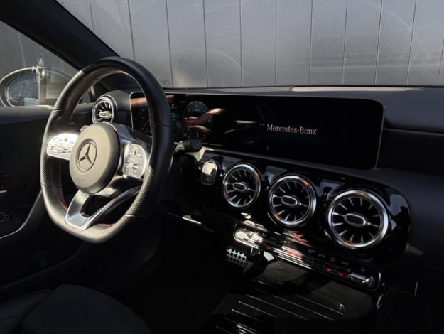 MERCEDES-BENZ Classe A 180 d AMG Line  