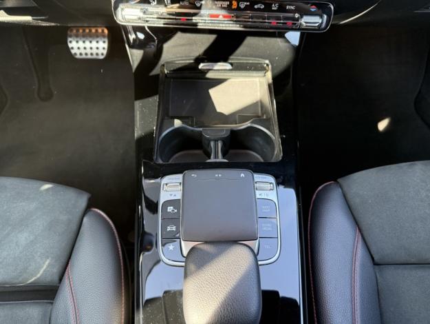 MERCEDES-BENZ Classe A 180 d AMG Line  