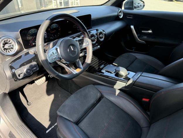 MERCEDES-BENZ Classe A 180 d AMG Line  