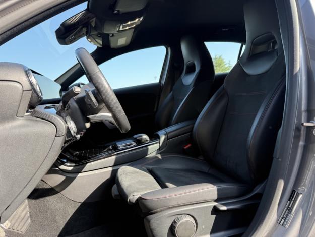 MERCEDES-BENZ Classe A 180 d AMG Line  