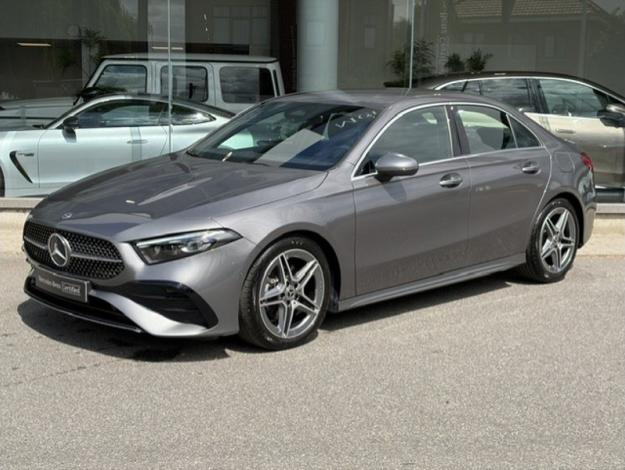 MERCEDES-BENZ A 180 Berline AMG Line  