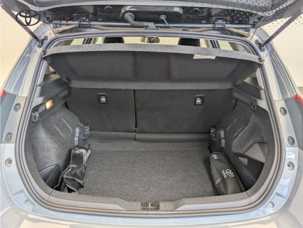 TOYOTA Auris 1.8 HYBRID 136 CVT AUTO COLLECTION  