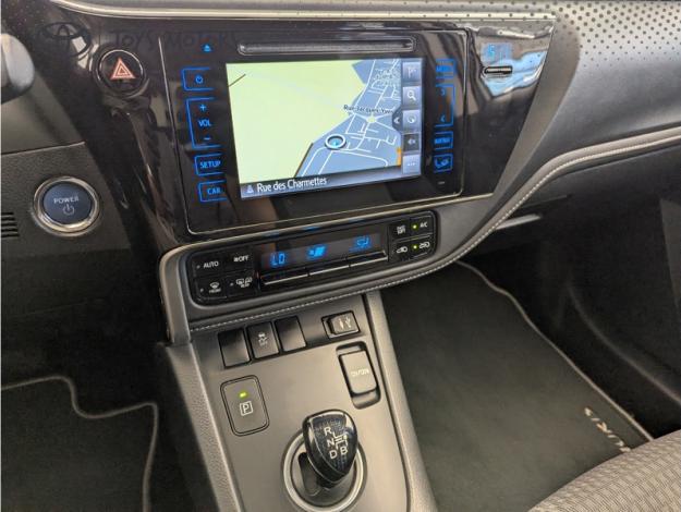 TOYOTA Auris 1.8 HYBRID 136 CVT AUTO COLLECTION  