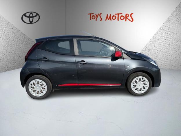 TOYOTA Aygo 1.0 VVT-i x-play  