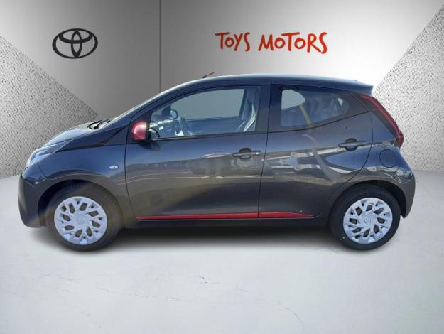 TOYOTA Aygo 1.0 VVT-i x-play  