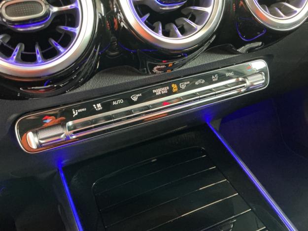 MERCEDES-BENZ GLB 180 d Luxury Line *7 PLACES* 