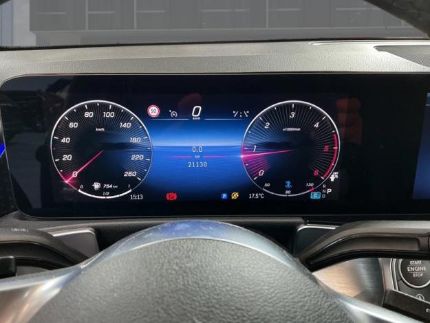 MERCEDES-BENZ GLB 180 d Luxury Line *7 PLACES* 