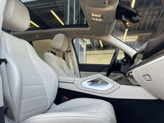 MERCEDES-BENZ GLE 400 d 4MATIC AMG Line Night (16/18)