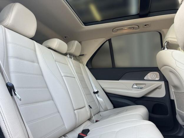 MERCEDES-BENZ GLE 400 d 4MATIC AMG Line Night (18/18)