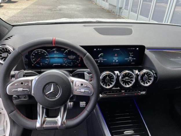 MERCEDES-BENZ GLA Mercedes-AMG  35 4MATIC Aero (11/18)