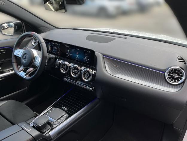 MERCEDES-BENZ GLA Mercedes-AMG  35 4MATIC Aero (15/18)