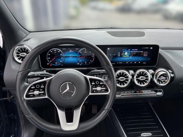 MERCEDES-BENZ GLA 200 d 4MATIC (11/18)