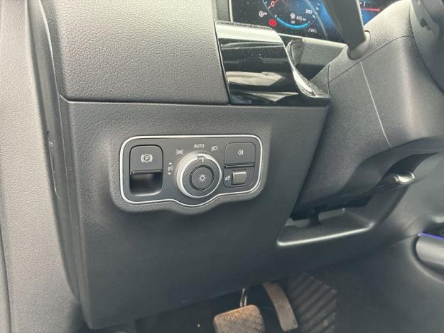 MERCEDES-BENZ GLA 200 d 4MATIC (12/18)