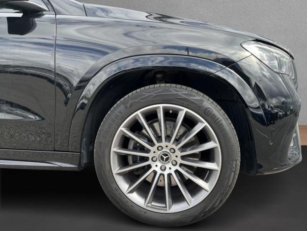 MERCEDES-BENZ GLE 300 d 4MATIC AMG Line Night  (9/18)