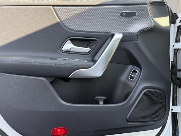 MERCEDES-BENZ CLA Shooting Brake CLA 250 e Hybrid EQ Shooting Brake Business Line  CLA 250 e Hybrid EQ Shooting Brake Business Line