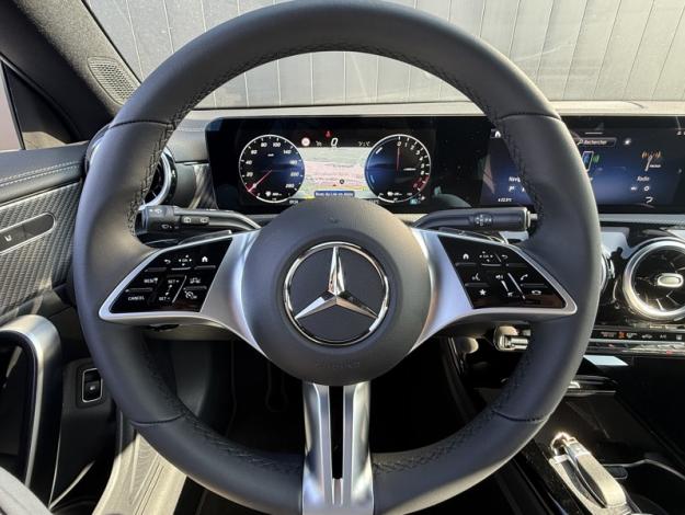 MERCEDES-BENZ CLA Shooting Brake CLA 250 e Hybrid EQ Shooting Brake Business Line  CLA 250 e Hybrid EQ Shooting Brake Business Line