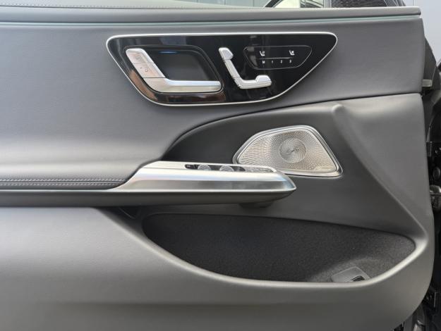 MERCEDES-BENZ Classe E Berline Classe E 220 d Exclusive Line Berline  Classe E 220 d Exclusive Line Berline