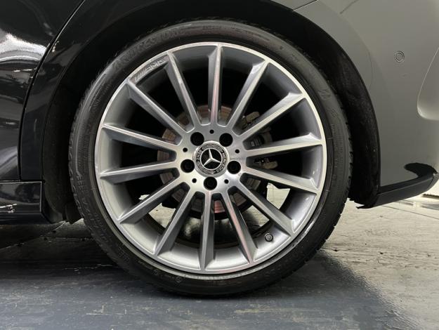 MERCEDES-BENZ Classe B 200 d AMG Line Edition  