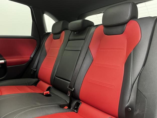 MERCEDES-BENZ Classe B 200 d AMG Line Edition  