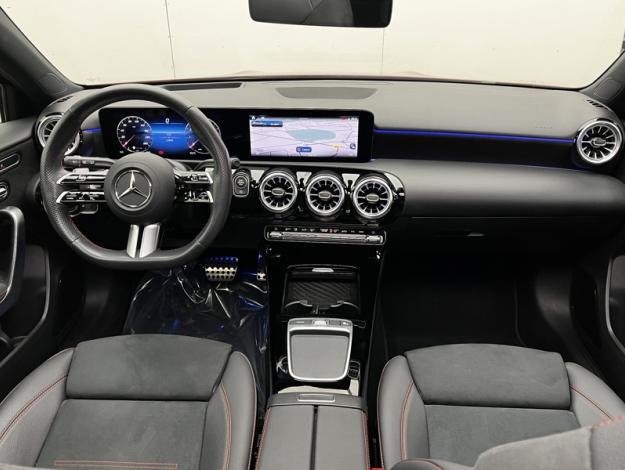 MERCEDES-BENZ Classe A 180 AMG Line  